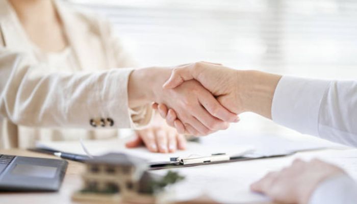 リフォーム会社はリスティング広告を外注するべき?
