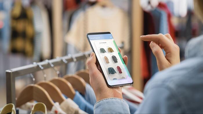 LINEのダイナミック広告（LINE Dynamic Ads）とは？導入手順や注意点を解説