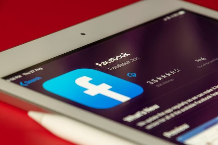 Facebook広告の種類をフォーマット・配置・ターゲティングごとに紹介